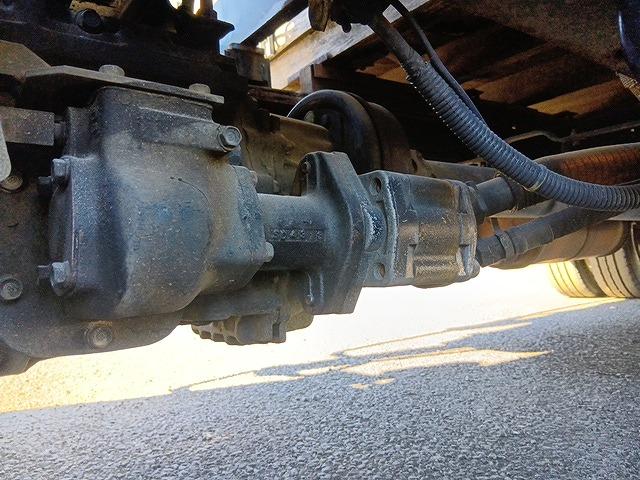 エルフトラック 　クレーン付平ボディ　上物タダノ製　４段ブーム　ラジコン付（無線）　フックイン　２．６ｔ吊り　積載３ｔ　ワイドロングボディ　アオリ５方開　荷台寸４１１ｘ２０８ｘ３７（47枚目）