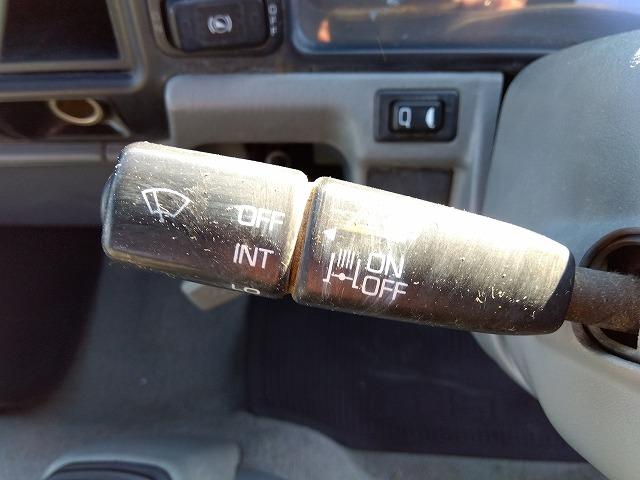 キャンター 　クレーン付平ボディ　上物古河ユニック製　４段ブーム　ラジコン付（無線）　２．３ｔ吊　リアジャッキ付　フックイン　ショートボディ　積載２ｔ　荷台寸法２４５×１６０×３８　荷台床鉄板張り（21枚目）