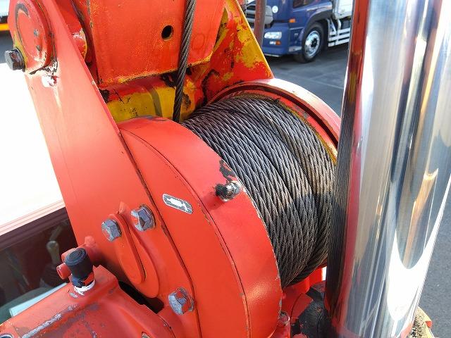 キャンター 　クレーン付平ボディ　上物古河ユニック製　４段ブーム　ラジコン付（無線）　２．３ｔ吊　リアジャッキ付　フックイン　ショートボディ　積載２ｔ　荷台寸法２４５×１６０×３８　荷台床鉄板張り（27枚目）