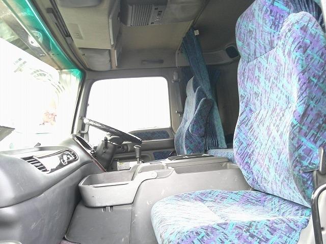 ギガ 　大型ダンプ　上物新明和製　積載８ｔ　荷台寸５０９ｘ２１９ｘ４６　５１０ｘ２２０ボディ　電動コボレーン付（３方開）　リターダー付　燃焼装置無　４００馬力　カスタム仕様　ＥＴＣ通電確認済み　メッキパーツ（10枚目）