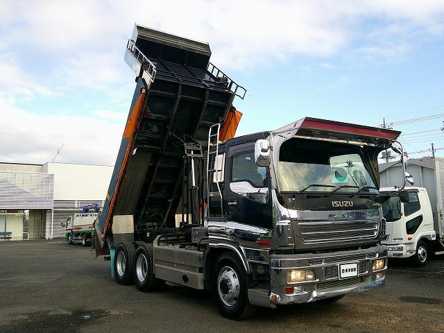 ギガ 　大型ダンプ　上物新明和製　積載８ｔ　荷台寸５０９ｘ２１９ｘ４６　５１０ｘ２２０ボディ　電動コボレーン付（３方開）　リターダー付　燃焼装置無　４００馬力　カスタム仕様　ＥＴＣ通電確認済み　メッキパーツ（35枚目）