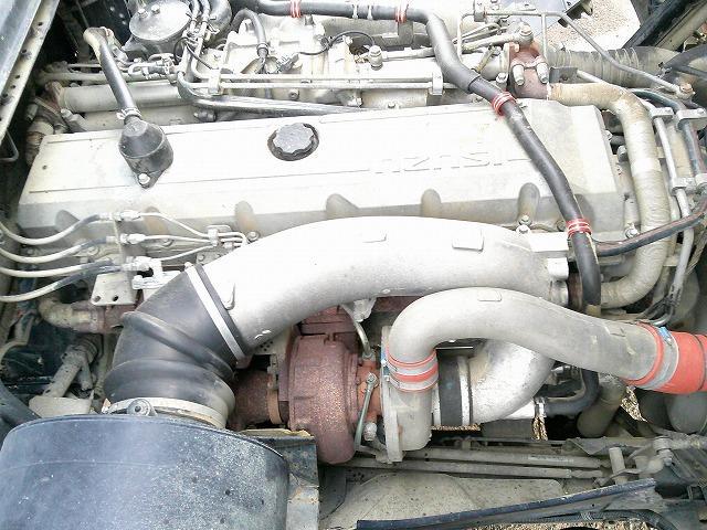 ギガ 　大型ダンプ　上物新明和製　積載８ｔ　荷台寸５０９ｘ２１９ｘ４６　５１０ｘ２２０ボディ　電動コボレーン付（３方開）　リターダー付　燃焼装置無　４００馬力　カスタム仕様　ＥＴＣ通電確認済み　メッキパーツ（51枚目）