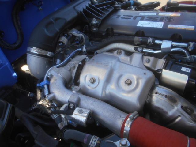 エルフトラック 　クレーン付平ボディ　上物タダノクレーン　３段ブーム　ラジコン付（無線）　フックイン　２．６ｔ吊　標準ロングボディ　積載２ｔ　荷台寸法３７０×１７９×３８　荷台床鉄板張り　内フック５対　鳥居工具箱付（59枚目）