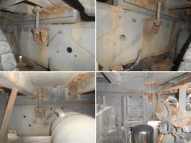 ギガ 　クレーン付ヒップリフター　上物タダノ製　ＺＥ５０５　５段ブーム　ラジコン付（無線）　２．９ｔ吊　フックイン　荷台花見台製　ＳＦ２５２　（無線ラジコン付）　ウインチ付　自動歩み　内フック　４軸低床（79枚目）