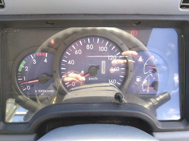 キャンター 　クレーン付平ボディ　上物タダノ製　４段ブーム　ラジコン付（無線）　フックイン　２．９ｔ吊り　差し違いアウトリガー　ワイドロングボディ　積載３．８ｔ　荷台寸法３７４×１９８×３４　荷台床木張り　内フック（21枚目）