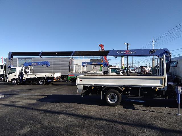 キャンター 　クレーン付平ボディ　上物タダノ製　４段ブーム　ラジコン付（無線）　フックイン　２．９ｔ吊り　差し違いアウトリガー　ワイドロングボディ　積載３．８ｔ　荷台寸法３７４×１９８×３４　荷台床木張り　内フック（42枚目）