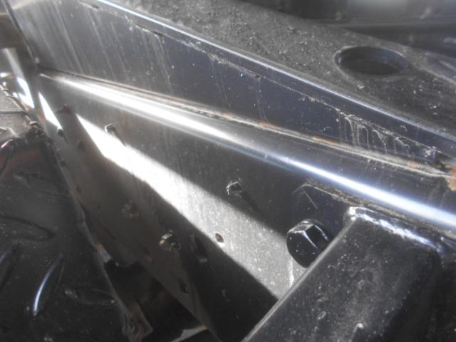 ギガ 　ダンプトレーラーセット　第５輪荷重１０．７ｔ　リーフサス　ＰＴＯ付　５２０馬力　２デフ　燃料タンク４００Ｌ　ハイルーフ　メッキパーツ　走行５９．２万ｋｍ　ＡＴ車（３ペダル）　車検付　東急製３軸台車（68枚目）