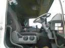 　チップ運搬車　上物新明和製　スライドデッキ　積載１０．２ｔ　荷台内寸：９５０×２２９×２４５【約５２立米】　室内デッキ動作リモコン　７速ミッション　４軸低床　２５ｔ車　ターボ車　２６５／７０Ｒ１９．５（15枚目）