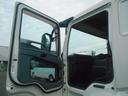 　チップ運搬車　上物新明和製　スライドデッキ　積載１０．２ｔ　荷台内寸：９５０×２２９×２４５【約５２立米】　室内デッキ動作リモコン　７速ミッション　４軸低床　２５ｔ車　ターボ車　２６５／７０Ｒ１９．５（18枚目）