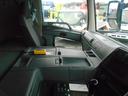 　チップ運搬車　上物新明和製　スライドデッキ　積載１０．２ｔ　荷台内寸：９５０×２２９×２４５【約５２立米】　室内デッキ動作リモコン　７速ミッション　４軸低床　２５ｔ車　ターボ車　２６５／７０Ｒ１９．５（20枚目）