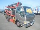 エルフトラック 　コンクリートポンプ車　上物極東開発製　上物型式ＰＨ３５－１１　真空スクイーズ式　３段屈折式ブーム　地上高１１．４ｍ　３６０°全旋回　ラジコン２個あり（無線）　走行６万ｋｍ（2枚目）