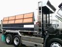 　大型ダンプ　上物新明和製　積載８ｔ　荷台寸５０９ｘ２１９ｘ４６　５１０ｘ２２０ボディ　電動コボレーン付（３方開）　リターダー付　燃焼装置無　４００馬力　カスタム仕様　ＥＴＣ通電確認済み　メッキパーツ（26枚目）