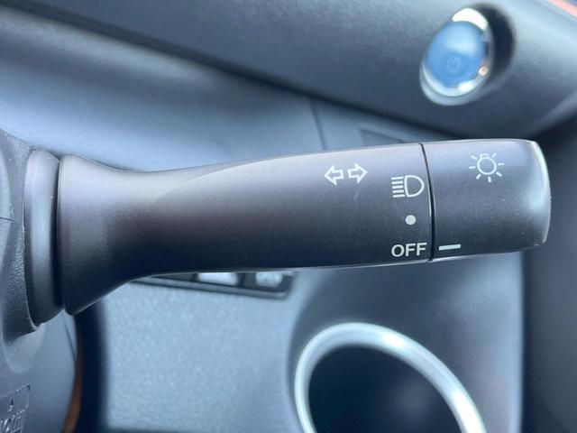 シエンタ ハイブリッドＧ　モデリスタエアロ　両側電動ドア　ＳＤナビ　バックカメラ　スマートキー　ＨＩＤヘッド　ビルトインＥＴＣ　オートハイビーム　オートエアコン　純正１５インチアルミ　ＣＤ　ＤＶＤ再生　フルセグ（31枚目）