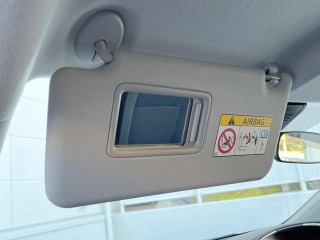 シエンタ ハイブリッドＧ　モデリスタエアロ　両側電動ドア　ＳＤナビ　バックカメラ　スマートキー　ＨＩＤヘッド　ビルトインＥＴＣ　オートハイビーム　オートエアコン　純正１５インチアルミ　ＣＤ　ＤＶＤ再生　フルセグ（52枚目）