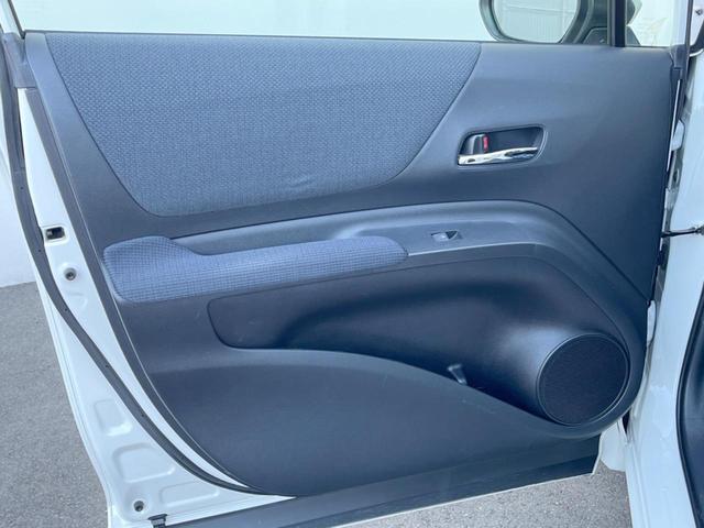 シエンタ ハイブリッドＧ　モデリスタエアロ　両側電動ドア　ＳＤナビ　バックカメラ　スマートキー　ＨＩＤヘッド　ビルトインＥＴＣ　オートハイビーム　オートエアコン　純正１５インチアルミ　ＣＤ　ＤＶＤ再生　フルセグ（54枚目）