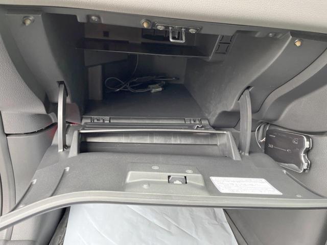 エクストレイル ２０Ｘ　ＳＤナビ　４ＷＤ　バックカメラ　合皮シート　スマートキー　ルーフレール　ＥＴＣ　オートライト　オートエアコン　純正１７インチアルミ　ＣＤ　ＤＶＤ再生　地デジ（68枚目）