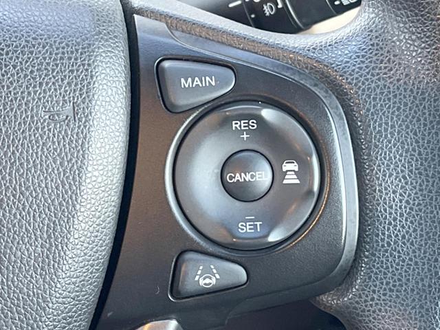 フリード Ｇ・ホンダセンシング　両側電動ドア　純正ＳＤナビ　バックカメラ　衝突被害軽減システム　レーダークルーズ　スマートキー　ＬＥＤヘッド　ビルトインＥＴＣ　車線逸脱警報　オートライト　オートエアコン（5枚目）