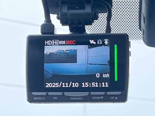 プリウス Ａツーリングセレクション　純正９インチナビ　衝突被害軽減システム　レーダークルーズ　パワーシート　合皮シート　ドラレコ　コーナーセンサー　スマートキー　ＬＥＤヘッド　ＥＴＣ２．０　オートハイビーム　オートエアコン（34枚目）