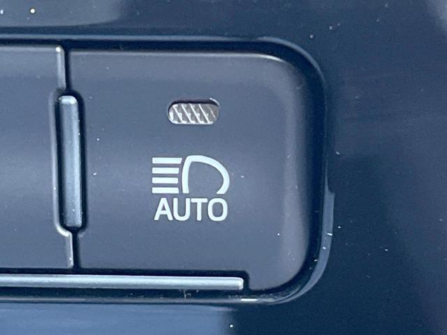 プリウス Ａツーリングセレクション　純正９インチナビ　衝突被害軽減システム　レーダークルーズ　パワーシート　合皮シート　ドラレコ　コーナーセンサー　スマートキー　ＬＥＤヘッド　ＥＴＣ２．０　オートハイビーム　オートエアコン（41枚目）