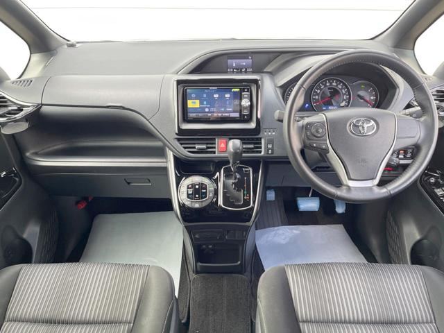 ヴォクシー ＺＳ　煌ＩＩ　両側電動ドア　後席モニター　バックカメラ　衝突被害軽減システム　ドラレコ　コーナーセンサー　スマートキー　ＬＥＤヘッド　ビルトインＥＴＣ　クルコン　純正１６インチアルミ　オートハイビーム（2枚目）