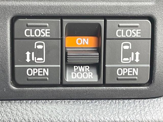 ヴォクシー ＺＳ　煌ＩＩ　両側電動ドア　後席モニター　バックカメラ　衝突被害軽減システム　ドラレコ　コーナーセンサー　スマートキー　ＬＥＤヘッド　ビルトインＥＴＣ　クルコン　純正１６インチアルミ　オートハイビーム（4枚目）