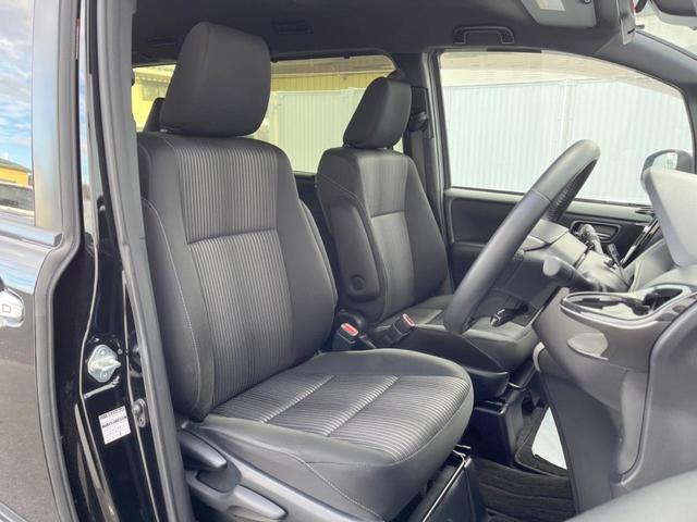 ヴォクシー ＺＳ　煌ＩＩ　両側電動ドア　後席モニター　バックカメラ　衝突被害軽減システム　ドラレコ　コーナーセンサー　スマートキー　ＬＥＤヘッド　ビルトインＥＴＣ　クルコン　純正１６インチアルミ　オートハイビーム（8枚目）