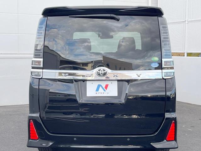 ヴォクシー ＺＳ　煌ＩＩ　両側電動ドア　後席モニター　バックカメラ　衝突被害軽減システム　ドラレコ　コーナーセンサー　スマートキー　ＬＥＤヘッド　ビルトインＥＴＣ　クルコン　純正１６インチアルミ　オートハイビーム（16枚目）