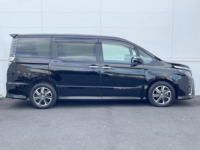 ヴォクシー ＺＳ　煌ＩＩ　両側電動ドア　後席モニター　バックカメラ　衝突被害軽減システム　ドラレコ　コーナーセンサー　スマートキー　ＬＥＤヘッド　ビルトインＥＴＣ　クルコン　純正１６インチアルミ　オートハイビーム（22枚目）