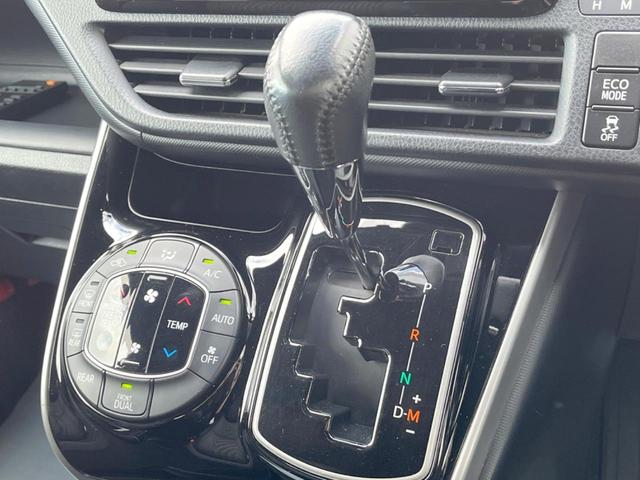 ヴォクシー ＺＳ　煌ＩＩ　両側電動ドア　後席モニター　バックカメラ　衝突被害軽減システム　ドラレコ　コーナーセンサー　スマートキー　ＬＥＤヘッド　ビルトインＥＴＣ　クルコン　純正１６インチアルミ　オートハイビーム（35枚目）