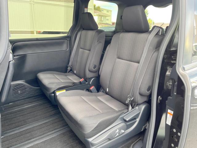 ヴォクシー ＺＳ　煌ＩＩ　両側電動ドア　後席モニター　バックカメラ　衝突被害軽減システム　ドラレコ　コーナーセンサー　スマートキー　ＬＥＤヘッド　ビルトインＥＴＣ　クルコン　純正１６インチアルミ　オートハイビーム（55枚目）