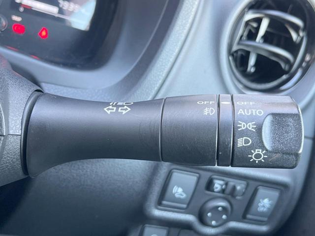 ノート ｅ－パワー　メダリスト　純正ＳＤナビ　全周囲カメラ　衝突被害軽減システム　ハーフレザーシート　ドラレコ　コーナーセンサー　スマートキー　ＬＥＤヘッド　ＥＴＣ　純正１５インチアルミ　車線逸脱警報　オートライト　オートエアコン（27枚目）