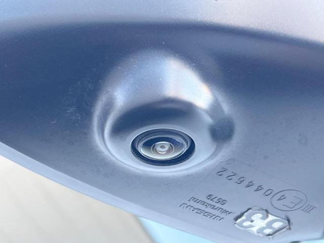 ノート ｅ－パワー　メダリスト　純正ＳＤナビ　全周囲カメラ　衝突被害軽減システム　ハーフレザーシート　ドラレコ　コーナーセンサー　スマートキー　ＬＥＤヘッド　ＥＴＣ　純正１５インチアルミ　車線逸脱警報　オートライト　オートエアコン（64枚目）