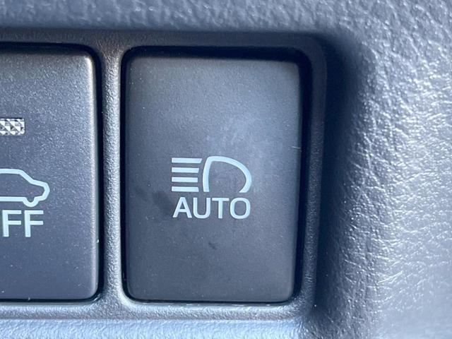 C-HR G LEDエディション フルエアロ 純正9インチナビ 衝突被害軽減システム レーダークルーズ ハーフレザーシート ドラレコ コーナーセンサー スマートキー LEDヘッド バックカメラ ビルトインETC 純正18インチアルミ(36枚目)