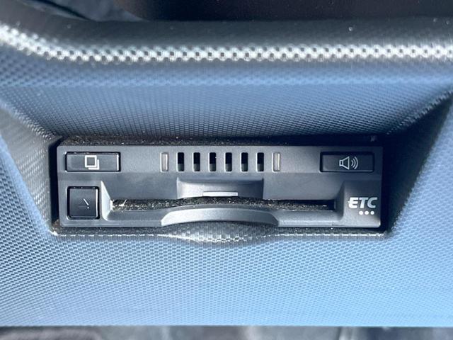 ロッキー G 純正ディスプレイオーディオ 全周囲カメラ 衝突被害軽減システム レーダークルーズ コーナーセンサー スマートキー LEDヘッド ビルトインETC 純正17インチアルミ オートハイビーム 車線逸脱警報(5枚目)