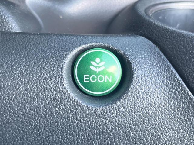 Ｎ－ＢＯＸカスタム ２トーンカラースタイル　Ｇ・Ｌパッケージ　電動スライドドア　純正ＳＤナビ　バックカメラ　ＨＩＤヘッド　ＥＴＣ　純正１４インチアルミ　オートライト　オートエアコン　Ｂｌｕｅｔｏｏｔｈ　ＣＤ　ＤＶＤ再生　フルセグ　ＨＩＤフォグ（31枚目）