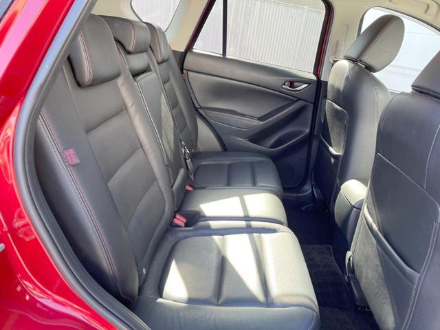 CX-5 XD Lパッケージ 4WD エアロ 純正ナビ バックカメラ 衝突被害軽減システム 禁煙車 ハーフレザーシート パワーシート スマートキー HIDヘッド ビルトインETC クルコン 純正17インチアルミ オートライト(9枚目)