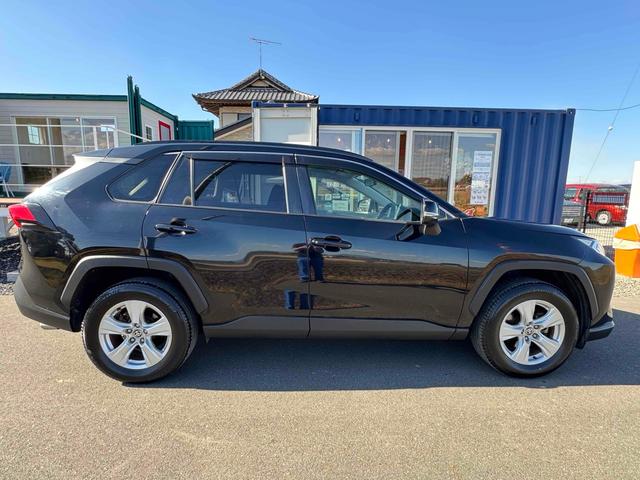 ＲＡＶ４ Ｘ　バックカメラ　オートクルーズコントロール　レーンアシスト　衝突被害軽減システム　ナビ　オートマチックハイビーム　オートライト　ＬＥＤヘッドランプ　スマートキー　電動格納ミラー　ＣＶＴ　盗難防止システム（13枚目）