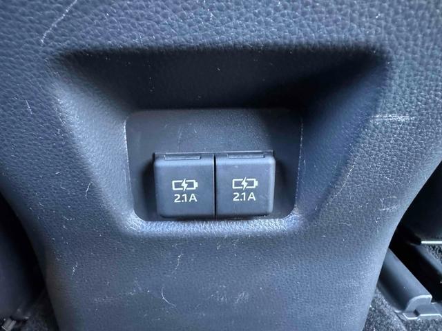 ＲＡＶ４ Ｘ　バックカメラ　オートクルーズコントロール　レーンアシスト　衝突被害軽減システム　ナビ　オートマチックハイビーム　オートライト　ＬＥＤヘッドランプ　スマートキー　電動格納ミラー　ＣＶＴ　盗難防止システム（22枚目）