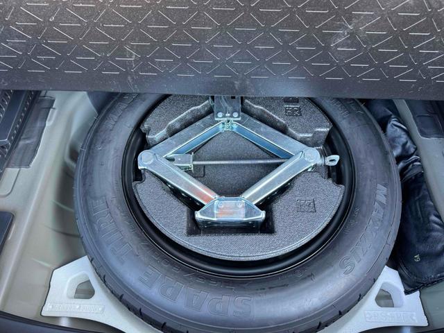 ＲＡＶ４ Ｘ　バックカメラ　オートクルーズコントロール　レーンアシスト　衝突被害軽減システム　ナビ　オートマチックハイビーム　オートライト　ＬＥＤヘッドランプ　スマートキー　電動格納ミラー　ＣＶＴ　盗難防止システム（24枚目）