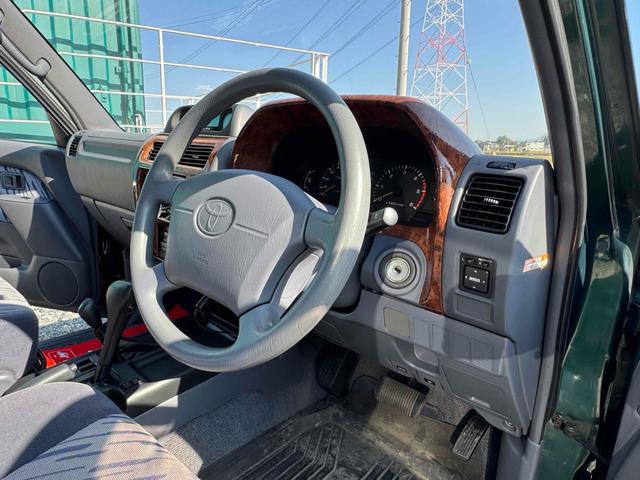 ランドクルーザープラド TX 4WD ドライブレコーダー アルミホイール 電動格納ミラー AT CD USB 3列シート フルフラット ABS エアコン パワーステアリング パワーウィンドウ(8枚目)