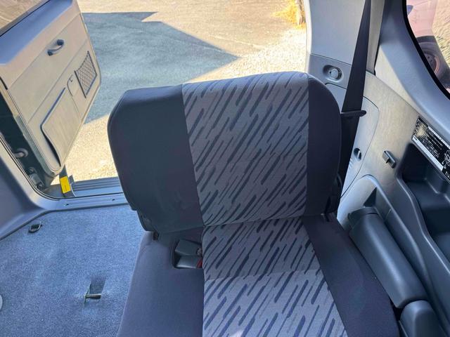 ランドクルーザープラド TX 4WD ドライブレコーダー アルミホイール 電動格納ミラー AT CD USB 3列シート フルフラット ABS エアコン パワーステアリング パワーウィンドウ(37枚目)