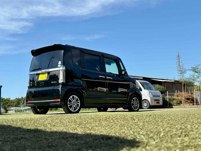 Ｎ－ＢＯＸカスタム Ｇ・Ｌパッケージ　ＥＴＣ　バックカメラ　両側スライド・片側電動　ナビ　ＴＶ　衝突被害軽減システム　オートライト　ＨＩＤ　スマートキー　アイドリングストップ　電動格納ミラー　ベンチシート　ＣＶＴ　盗難防止システム　ＡＢＳ（52枚目）