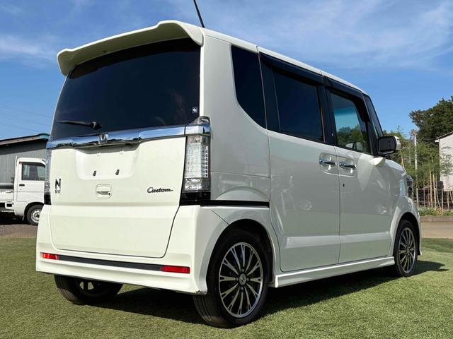 Ｎ－ＢＯＸカスタム Ｇ・ターボパッケージ　ＥＴＣ　バックカメラ　両側電動スライドドア　ナビ　ＴＶ　オートクルーズコントロール　オートライト　ＨＩＤ　スマートキー　アイドリングストップ　電動格納ミラー　ベンチシート　ＣＶＴ（17枚目）