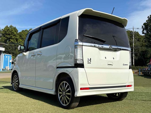 Ｎ－ＢＯＸカスタム Ｇ・ターボパッケージ　ＥＴＣ　バックカメラ　両側電動スライドドア　ナビ　ＴＶ　オートクルーズコントロール　オートライト　ＨＩＤ　スマートキー　アイドリングストップ　電動格納ミラー　ベンチシート　ＣＶＴ（19枚目）