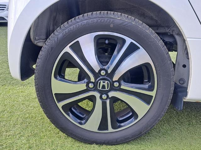 Ｎ－ＯＮＥ プレミアム　ツアラー・Ｌパッケージ　ＥＴＣ　バックカメラ　オートクルーズコントロール　オートライト　ＨＩＤ　スマートキー　アイドリングストップ　電動格納ミラー　ベンチシート　ＣＶＴ　盗難防止システム　ＡＢＳ　ＥＳＣ　ＣＤ　ＵＳＢ（22枚目）