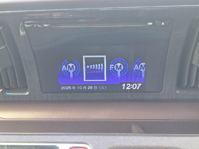 Ｎ－ＯＮＥ プレミアム　ツアラー・Ｌパッケージ　ＥＴＣ　バックカメラ　オートクルーズコントロール　オートライト　ＨＩＤ　スマートキー　アイドリングストップ　電動格納ミラー　ベンチシート　ＣＶＴ　盗難防止システム　ＡＢＳ　ＥＳＣ　ＣＤ　ＵＳＢ（33枚目）