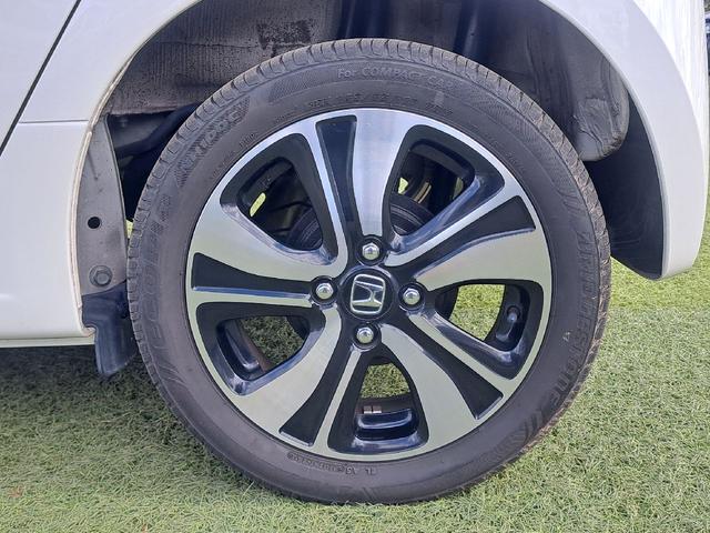 Ｎ－ＯＮＥ プレミアム　ツアラー・Ｌパッケージ　ＥＴＣ　バックカメラ　オートクルーズコントロール　オートライト　ＨＩＤ　スマートキー　アイドリングストップ　電動格納ミラー　ベンチシート　ＣＶＴ　盗難防止システム　ＡＢＳ　ＥＳＣ　ＣＤ　ＵＳＢ（40枚目）