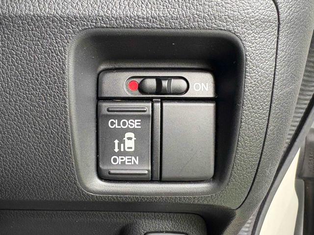 N-BOX G SSパッケージ ETC バックカメラ 両側スライド・片側電動 ナビ TV HID スマートキー アイドリングストップ 電動格納ミラー シートヒーター ベンチシート CVT 盗難防止システム ABS ESC CD(11枚目)