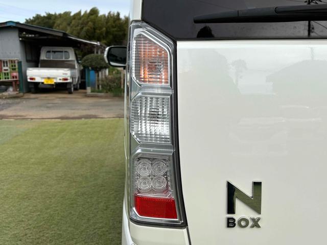 N-BOX G SSパッケージ ETC バックカメラ 両側スライド・片側電動 ナビ TV HID スマートキー アイドリングストップ 電動格納ミラー シートヒーター ベンチシート CVT 盗難防止システム ABS ESC CD(77枚目)