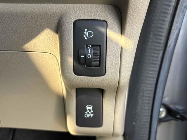 N-BOX C バックカメラ 両側スライドドア ナビ TV スマートキー アイドリングストップ 電動格納ミラー ベンチシート CVT 盗難防止システム ABS ESC チップアップシート 衝突安全ボディ エアコン(12枚目)